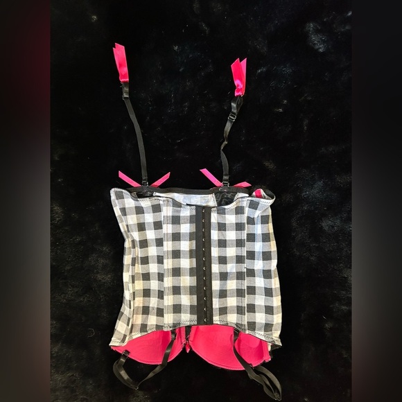 Intimates Black & White Checkered Corset with Pink Ribbon Details - Size 36B - Picture 7 of 9